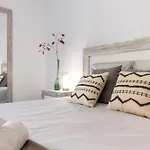 Boooom!!! Apartment With Swimming Pool
