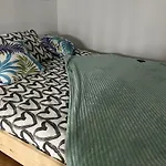 Alzira Bonita Habitacion Verde Con Bano Privado