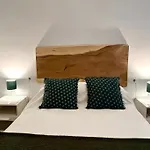 Casa Vivienne