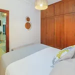 Cubo'S Four Square Apartment