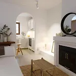 Con Encanto, Relajante, Centrica