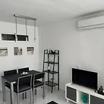 Apartamento Con Piscina Y Barbacoa