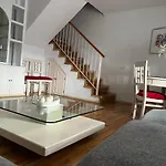 Duplex Ancha Con Wifi Y Parking