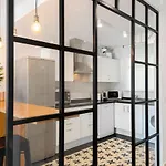 Bright 2 Bedroom Apartment With Parking Space And Swimming Pools In Aloha Gardens