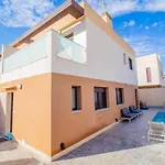 3083 Casa Nueve
