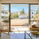 Living4Malaga Fuengirola Beach&Pool Apartment