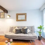Centrico Y Tranquilo Apartamento