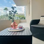 Elegant 2Br Apt In Residential Area / Rooftop Pool