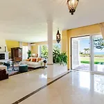 Amazing Beachfront Villa Heated Pool Marbella