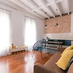 City Hall I Apartment