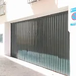 Sherryflat Claveles - Parking