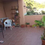 Planta Baja Cerca De La Playa Casares Costa
