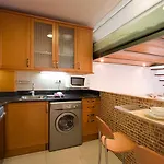 Reina Amalia Apartment