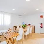 Cubo'S Hostal William'S Sunny 5 With Breakfast