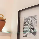 Aparteasy - Modernist Flat In Eixample Center
