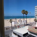 Apartamento Reformado Con Vistas Al Mar