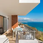 Apartamento De 2 Dormitorios En Torrox Costa
