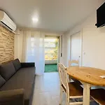 Carlo'S Flat, Recien Reformado, Piscina Y A 5Minutos De La Playa