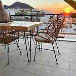 Luxury Designer Apartment - Unbeatable Sea Views