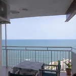 Comfortable And Elegant Seafront Apartment