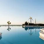 Wonderful 3-Bedroom Apartment With Garden And Amazing Views Hacienda Senorio Cifuentes Marbella