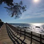 Playa Miraflores - Sea Front Apartment
