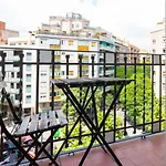 Centric Sagrada Familia Apartments