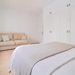 Orange Square Rooftop Apartment 250 M2