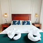Roda Golf Apartment Dubai - 9809