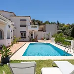 Luxurious Villa Close To Sea And Golf