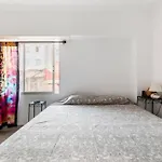 Habitaciones Privadas En Precioso Piso Compartido