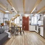Bebarceloner Eixample Duplex Apartments