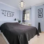 Beautiful Two Bedroom Apartment With Pool