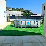Precioso Alojamiento Con Jardin