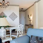 Casa Zebra Club Caronte