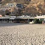 Apartamento En Primera Linea De Playa, Frente Al Puerto De Aguadulce
