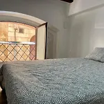 Espacioso Piso Con Entrada Independiente En Part Alta De Tarragona!