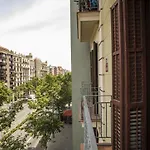 31Par1008 - Mediterranean Style Apartment