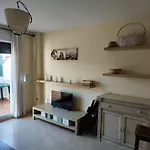 Coqueto Aparamento Con Garaje En Conil