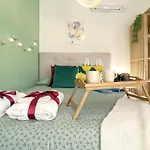-Malagasunapts-Capuchino Studio