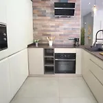 Lujoso Hogar Cerca Del Casco Antiguo De La Ciudad