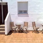 Trozo De Luz Ap Parking & Terraza
