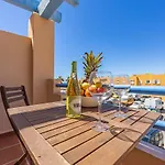 Beachfront, Pool, Terrace & Wifi
