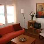 Apartamentos La Galbana Con Piscina