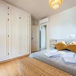 Dona Lola Claudia Acogedor Apartamento Frente A La Playa De Calahonda - Vistas Al Mar Y A La Piscina Comunitaria