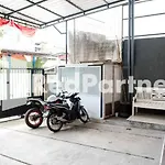 Happy Inn Puspo Mitra Reddoorz