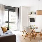 Feelathome Poblenou Beach Apartments