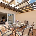 Fantastic Penthouse Rooftop Terrace & Views Rdr302