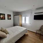 Stunning Apartment In Vlc Centre