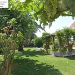 Villa Aurora